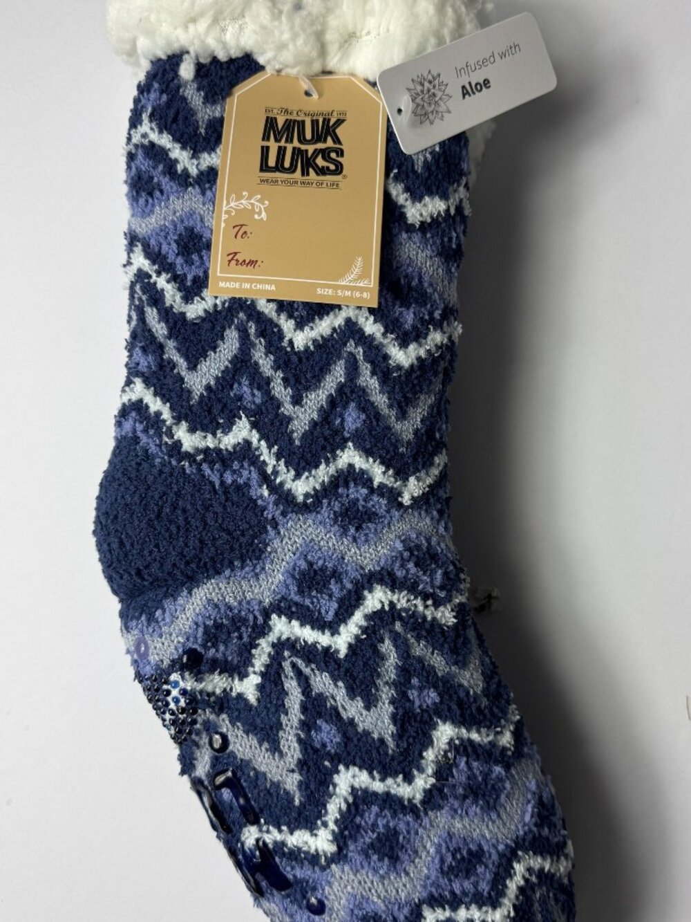 Muk Luks Aloe Infused Cabin Socks Size S/M Blue Cozy Non Slip